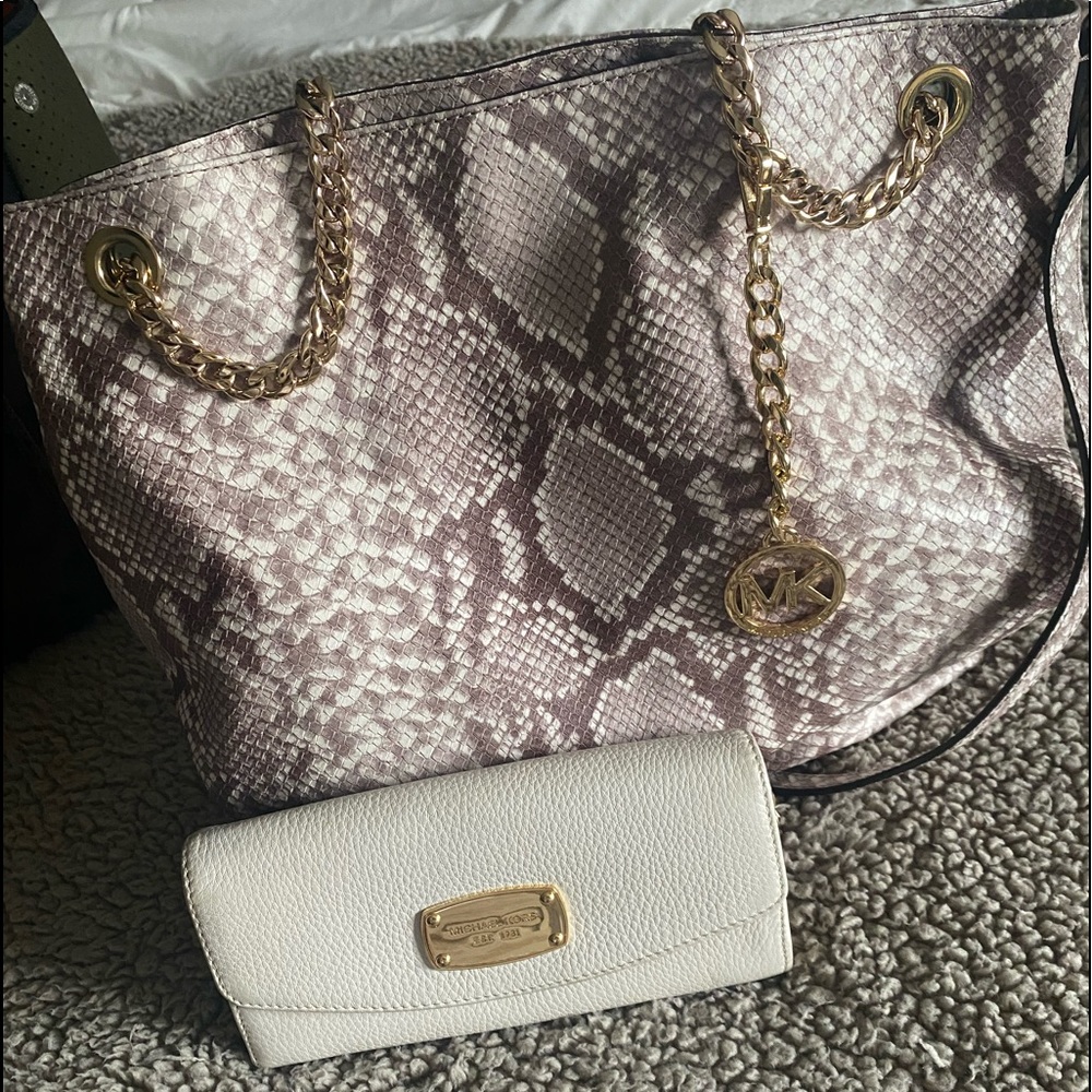 Michael Kors Leather snakeskin handbag